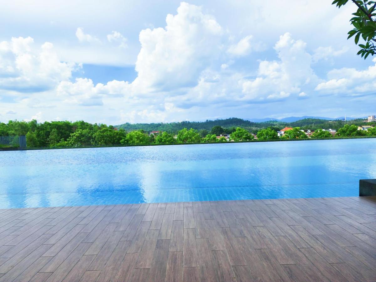 Klia Lili Residensi 5 Plus 2 Pax With Splendid Pool Nilai Luaran gambar