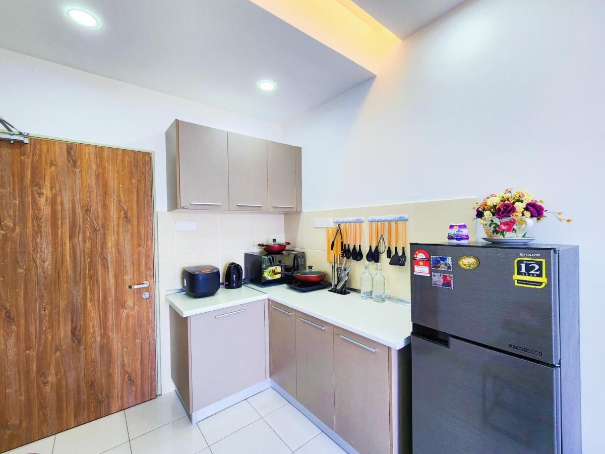 Klia Lili Residensi 5 Plus 2 Pax With Splendid Pool Nilai Luaran gambar
